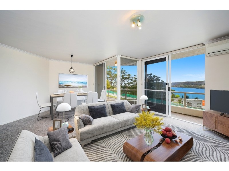 8/91 John Whiteway Drive, Gosford NSW 2250