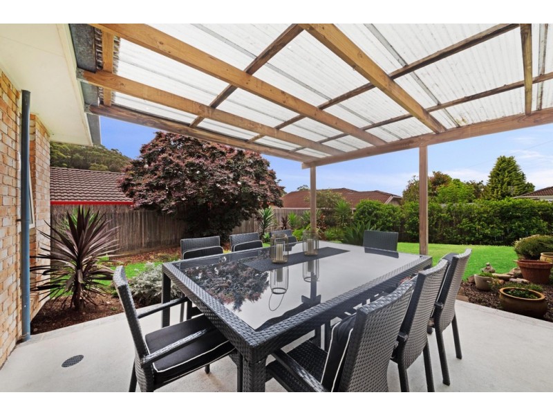 5 Parry Place, Point Clare NSW 2250