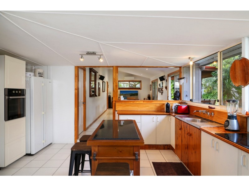 13A Warrigal Street, Blackwall NSW 2256