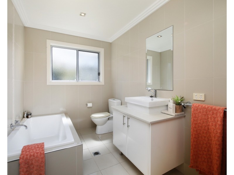 66 Robinia Parade, Springfield NSW 2250