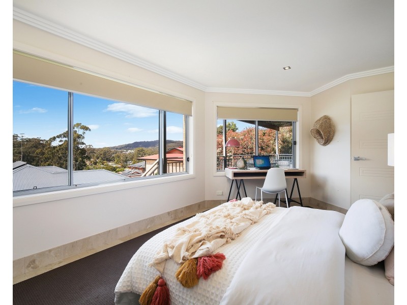 66 Robinia Parade, Springfield NSW 2250