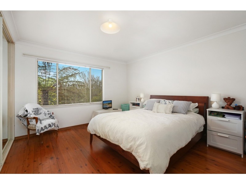 84 Lushington Street, East Gosford NSW 2250