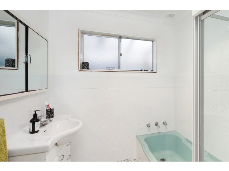 84 Lushington Street, East Gosford NSW 2250