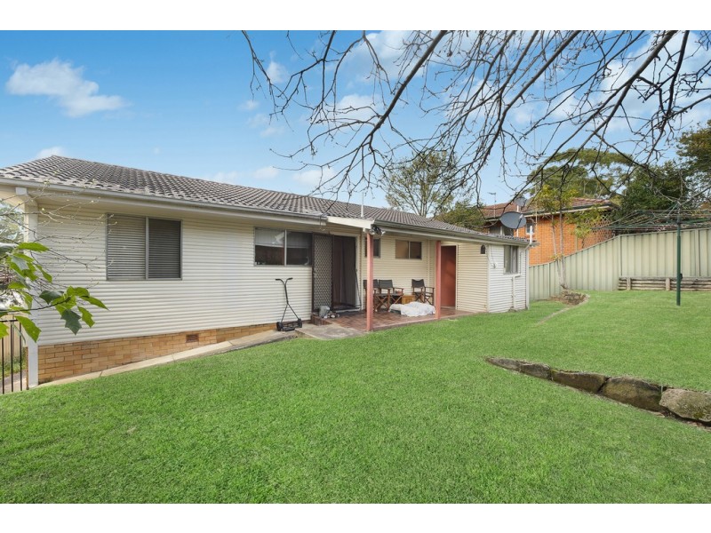 84 Lushington Street, East Gosford NSW 2250