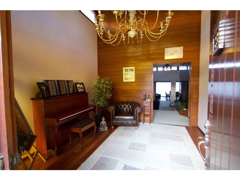 23 Albany Street, Point Frederick NSW 2250