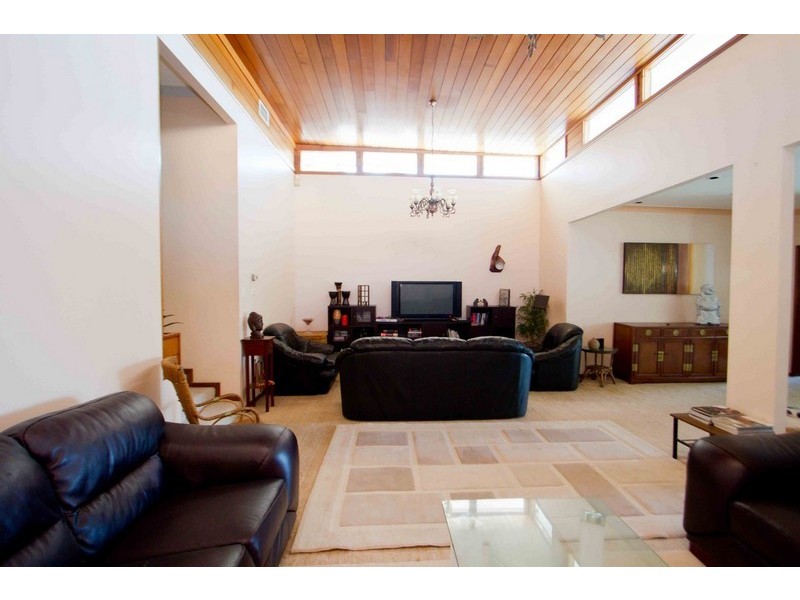 23 Albany Street, Point Frederick NSW 2250