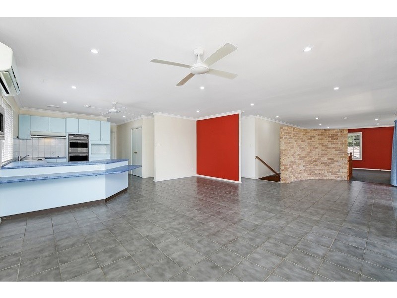 32 White Cedar Close, Green Point NSW 2251