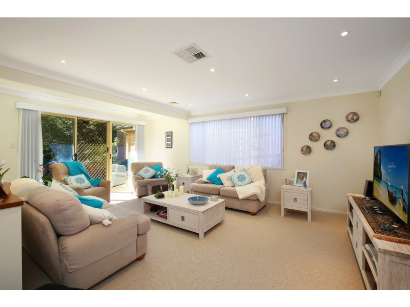 8 Willdenow Road, Avoca Beach NSW 2251