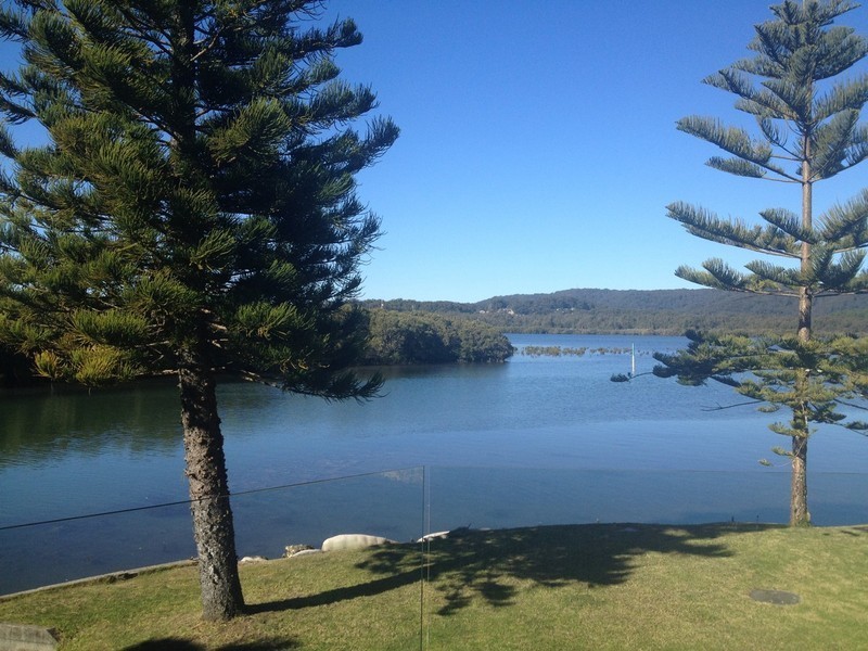 10 Sierra Crescent, East Gosford NSW 2250