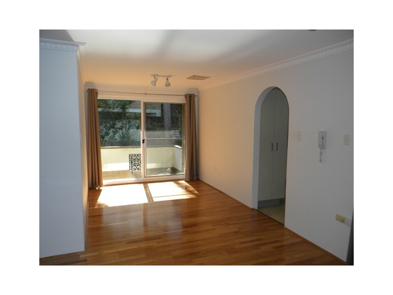 6/3-5 Gertrude Place, Gosford NSW 2250