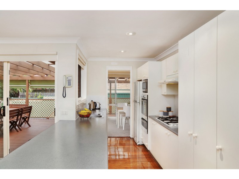 18 Beveridge Drive, Green Point NSW 2251