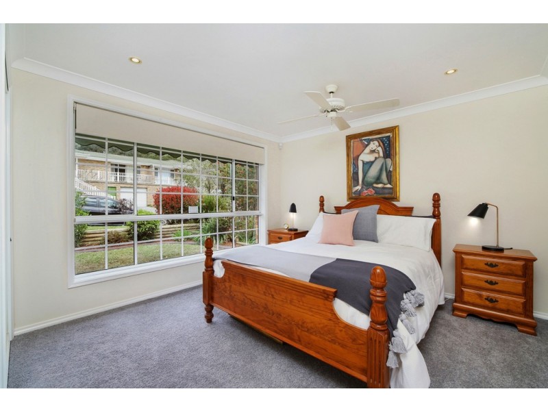 18 Beveridge Drive, Green Point NSW 2251