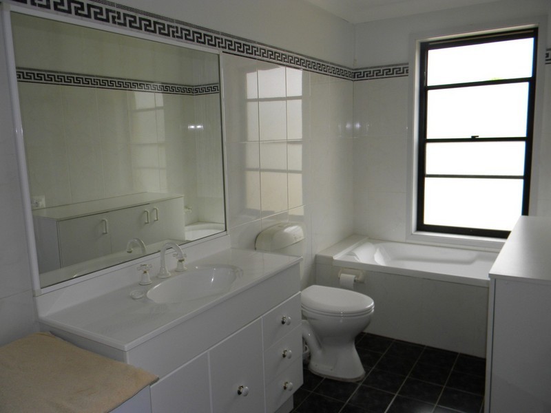 3/14 Lynn Avenue, Point Frederick NSW 2250