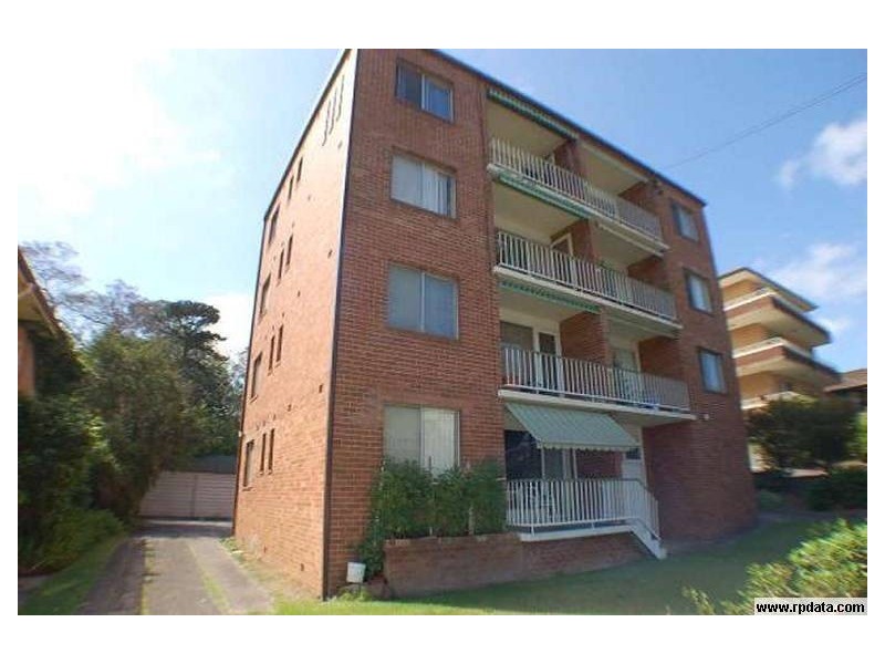 1/15 Masons Parade, Point Frederick NSW 2250