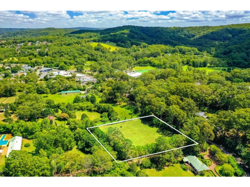 18 Erina Valley Road, Erina NSW 2250