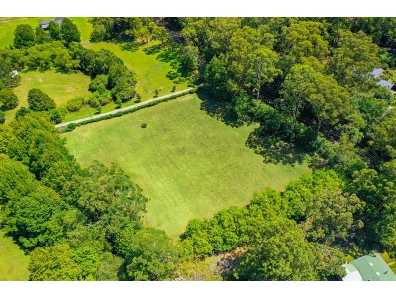 18 Erina Valley Road, Erina NSW 2250