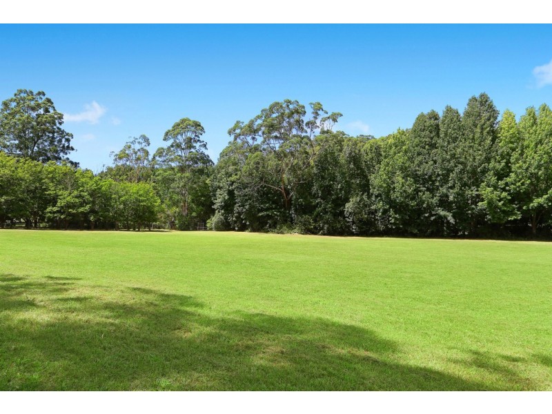 18 Erina Valley Road, Erina NSW 2250