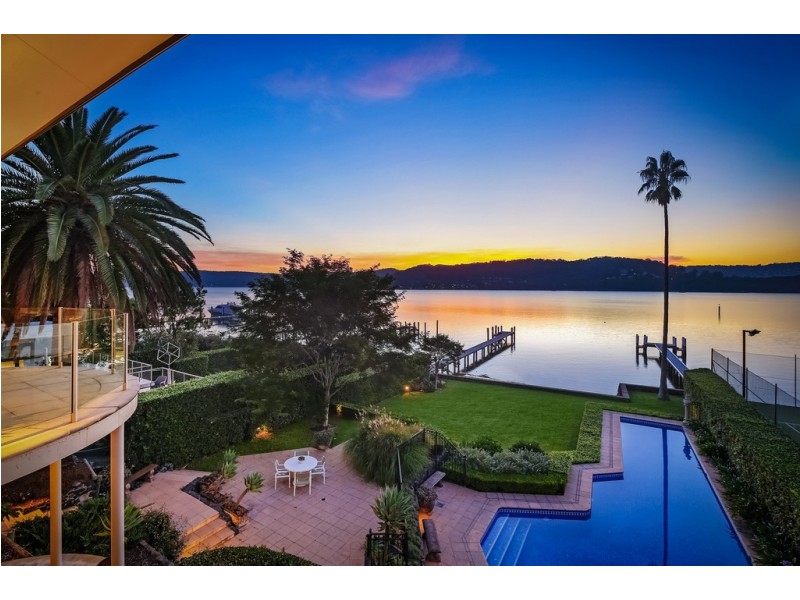 14 Eulalia Avenue, Point Frederick NSW 2250