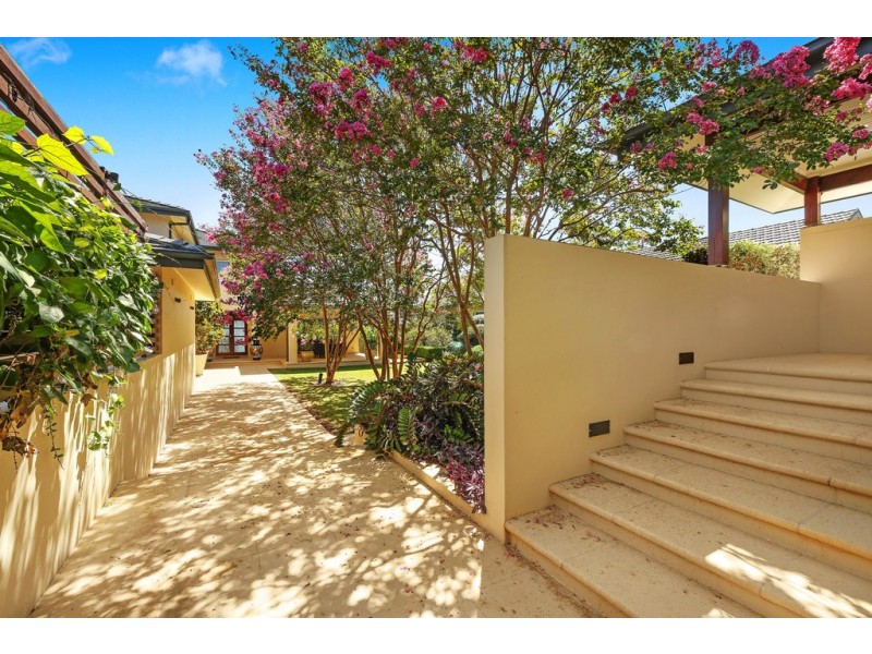 14 Eulalia Avenue, Point Frederick NSW 2250