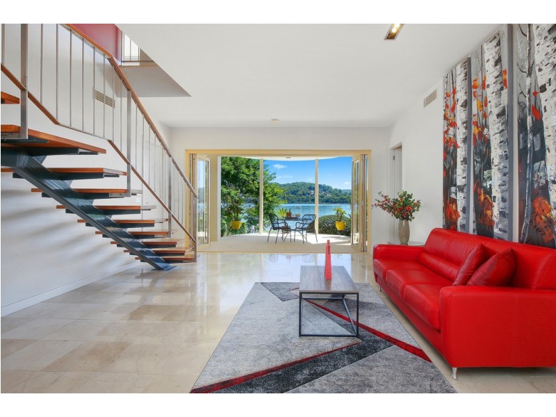 14 Eulalia Avenue, Point Frederick NSW 2250