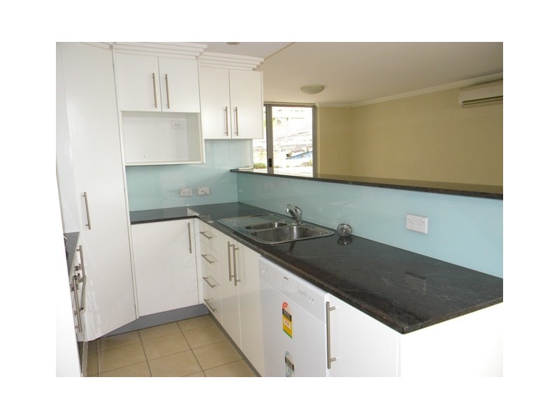 14/12 Baker Street, Gosford NSW 2250