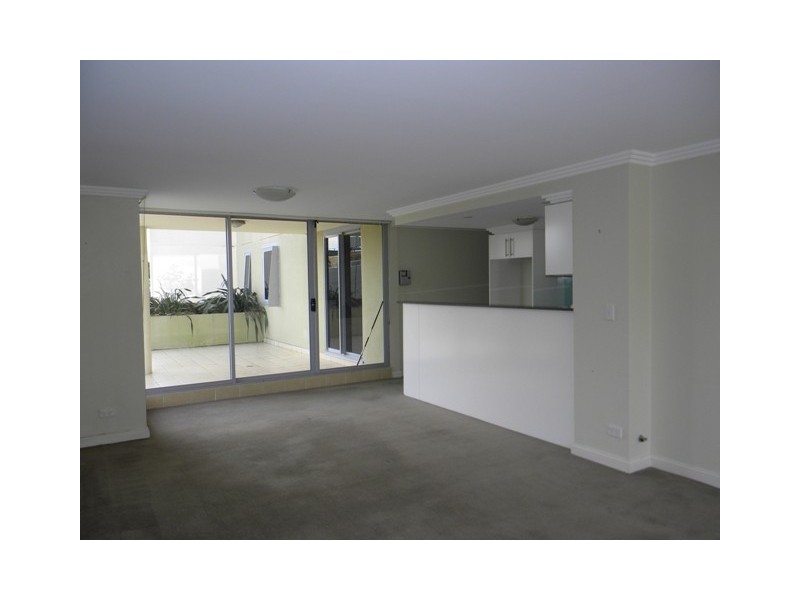 14/12 Baker Street, Gosford NSW 2250