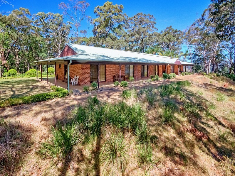 330 Avoca Drive, Green Point NSW 2251