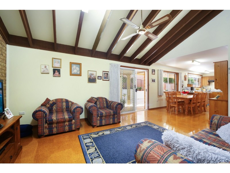 1 Ethel Close, Narara NSW 2250