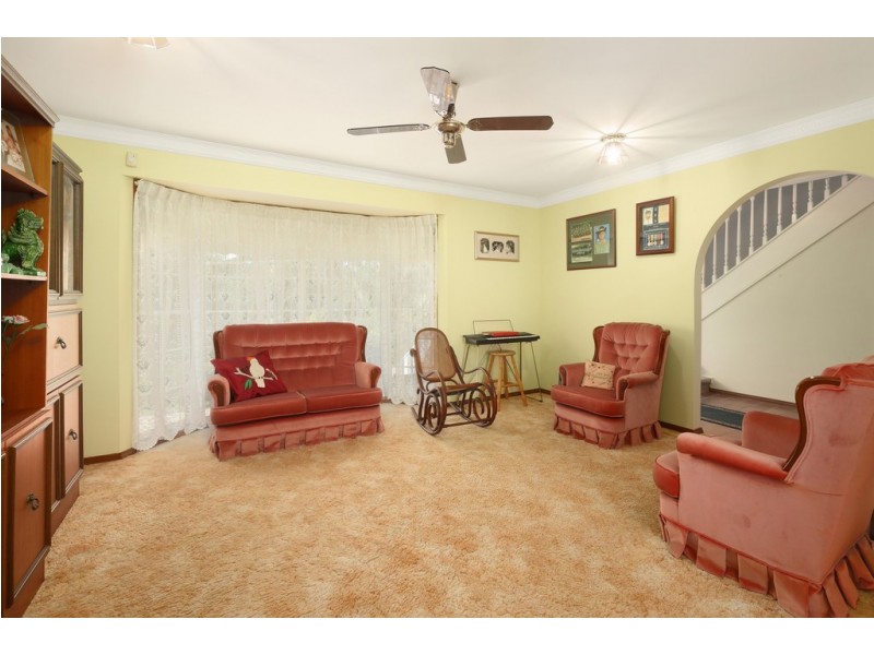 1 Ethel Close, Narara NSW 2250