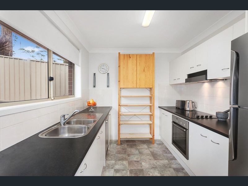 2/15 Sandpiper Place, Green Point NSW 2251