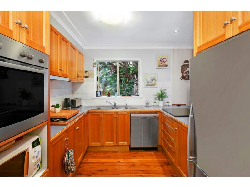26 White Street, East Gosford NSW 2250