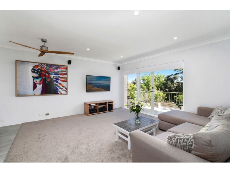 1/138 Albany Street, Point Frederick NSW 2250