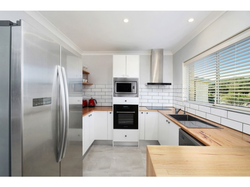 1/138 Albany Street, Point Frederick NSW 2250