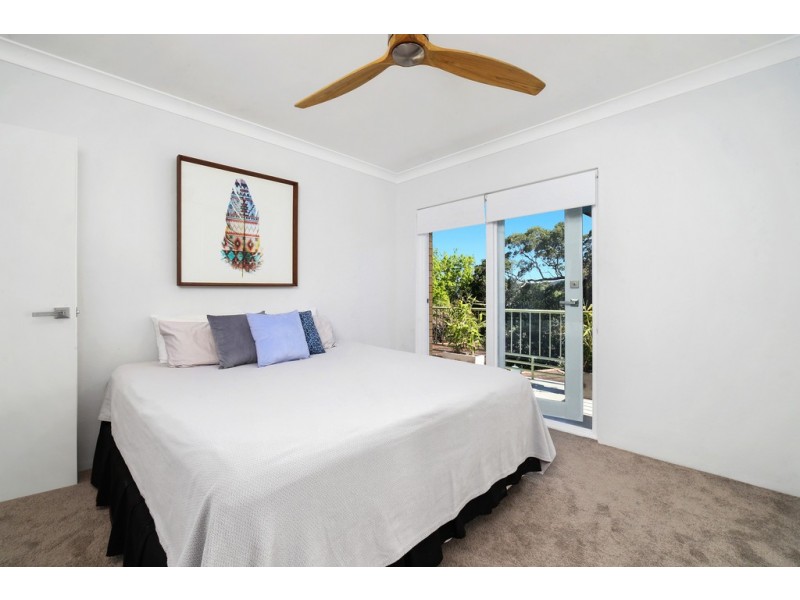 1/138 Albany Street, Point Frederick NSW 2250