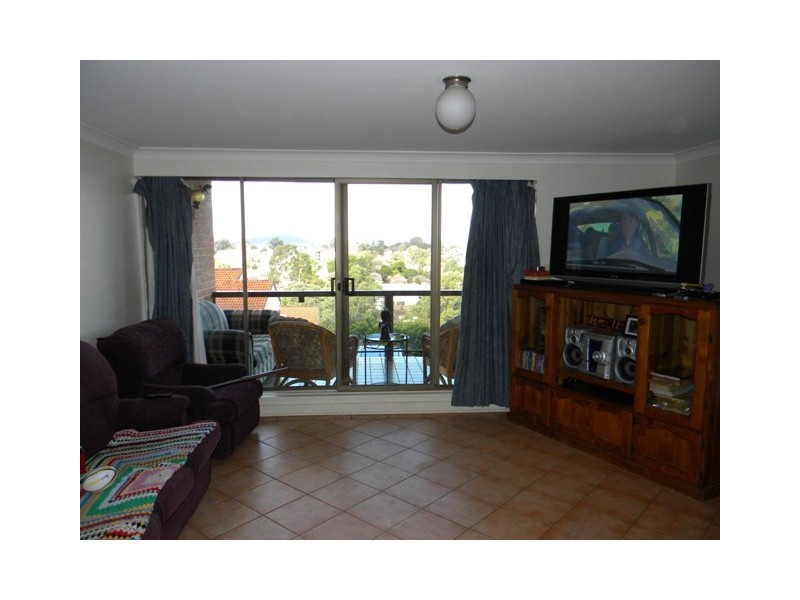 19/3 Joseph Lloyd Close, Gosford NSW 2250