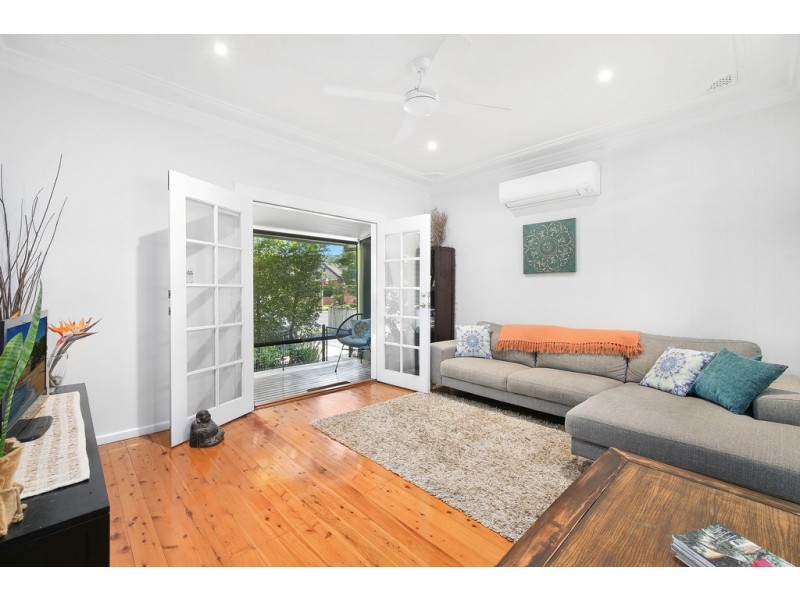 250 Brisbane Water Drive, Point Clare NSW 2250