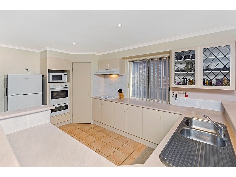 11 Rembrae Drive, Green Point NSW 2251