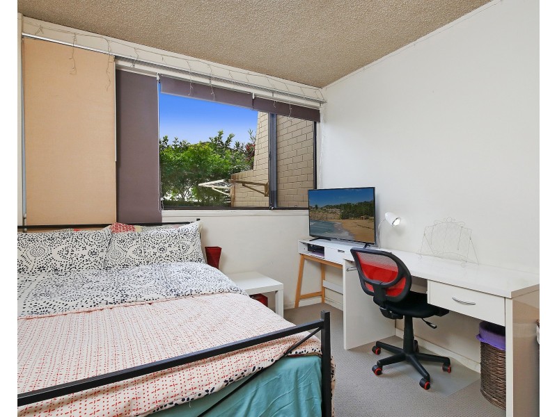 2/3 York Street, Point Frederick NSW 2250