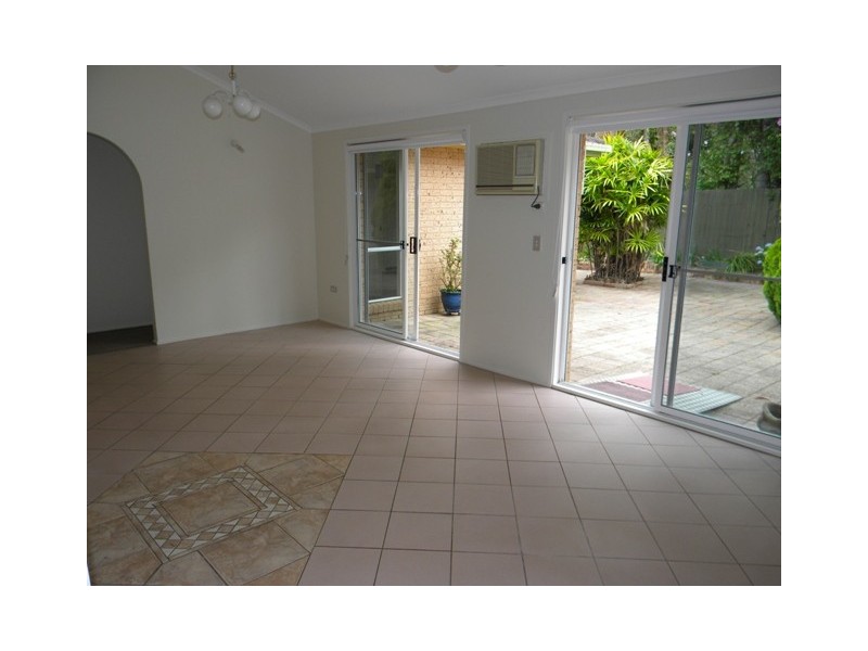 6 Bellbrook Close, Green Point NSW 2251