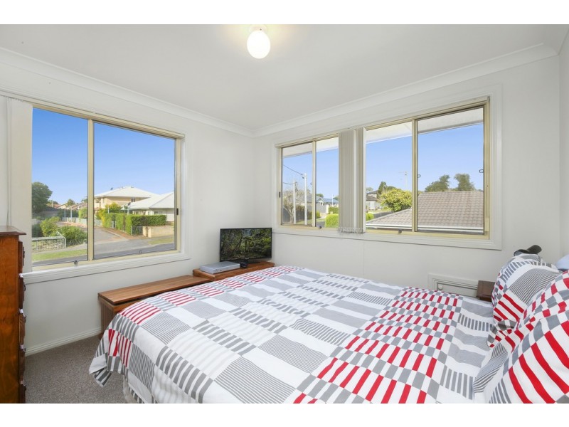 1/24 Melbourne Street, East Gosford NSW 2250