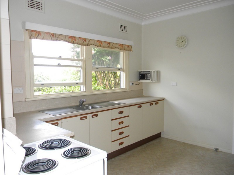 61 George Street, East Gosford NSW 2250