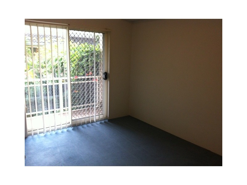 2/49 Beane Street, Gosford NSW 2250