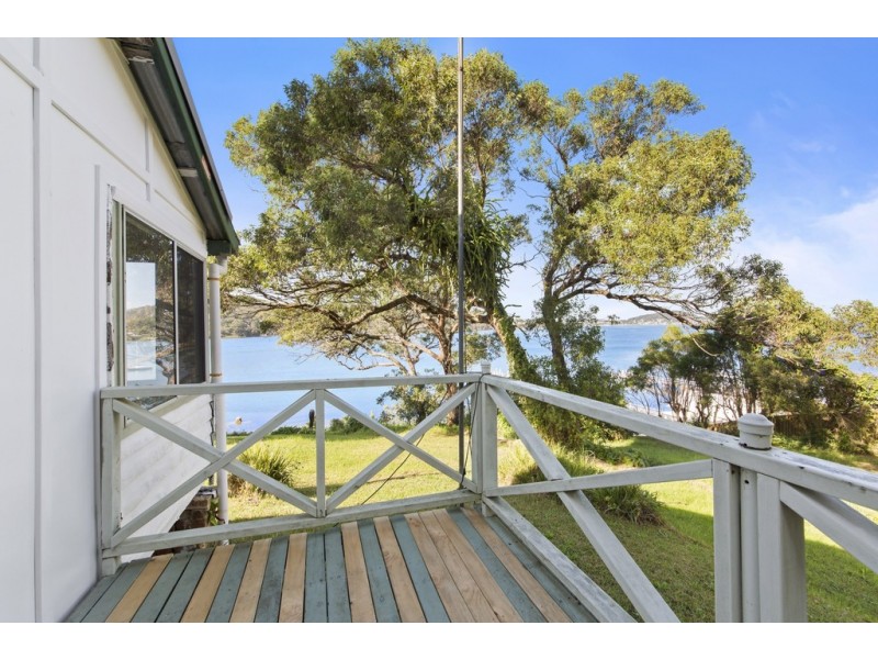 49 Caroline Street, East Gosford NSW 2250