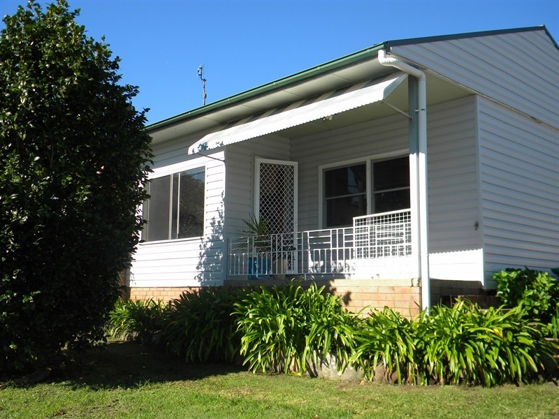 5 Headlam Parade, Springfield NSW 2250