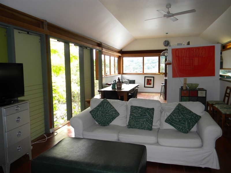 17 High View Road, Pretty Beach NSW 2257