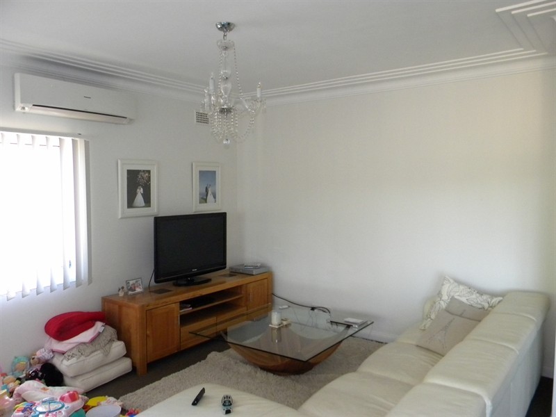 35 Wells Street, East Gosford NSW 2250