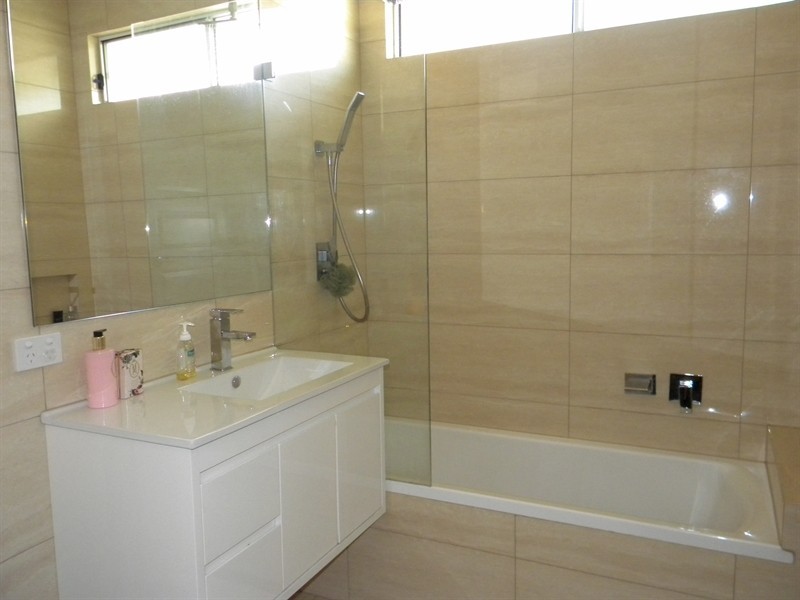 35 Wells Street, East Gosford NSW 2250