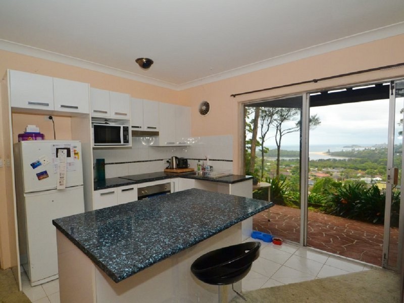 40 Reads Road, Wamberal NSW 2260