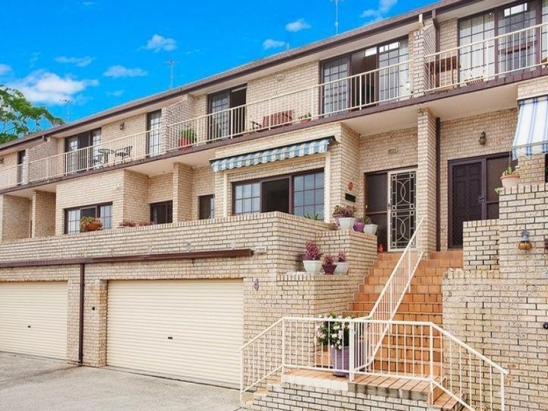 4/1 Joseph Lloyd Close, East Gosford NSW 2250
