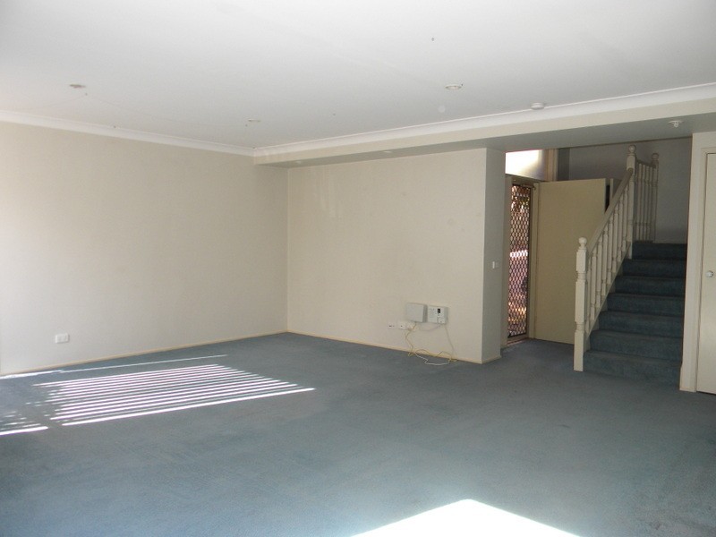 1/5 Beane Street, Gosford NSW 2250